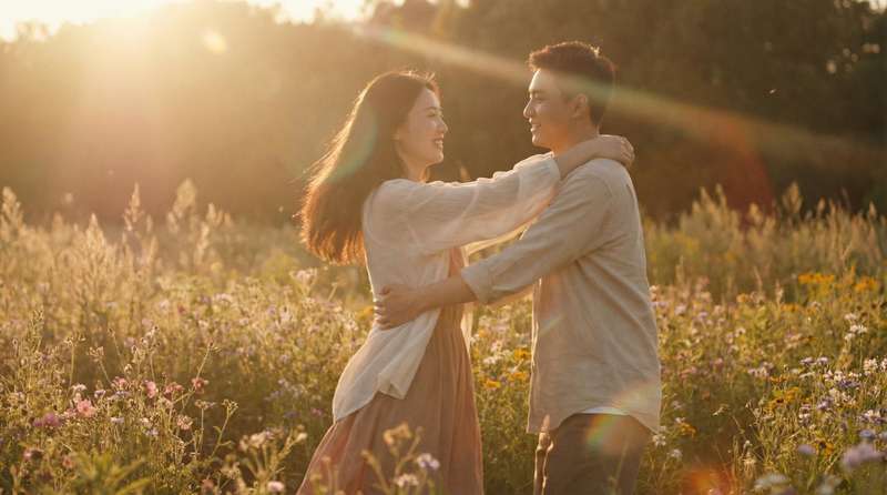 黑料视频-花间舞MV